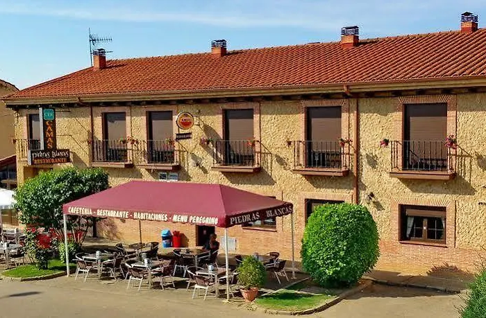 Rural Piedras Blancas Restaurante 호텔